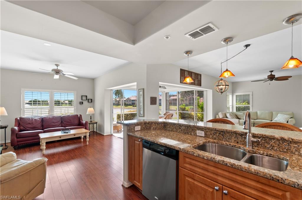 WEDGEWOOD FOUNTAIN - Residential