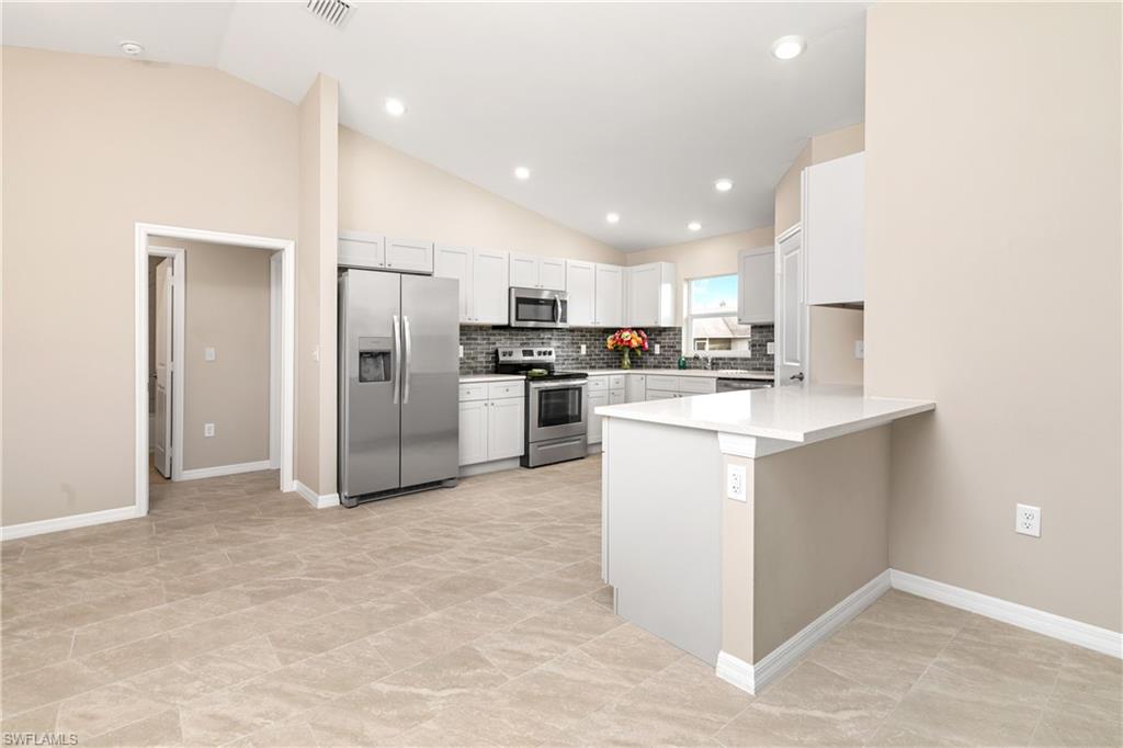 CAPE CORAL - Residential