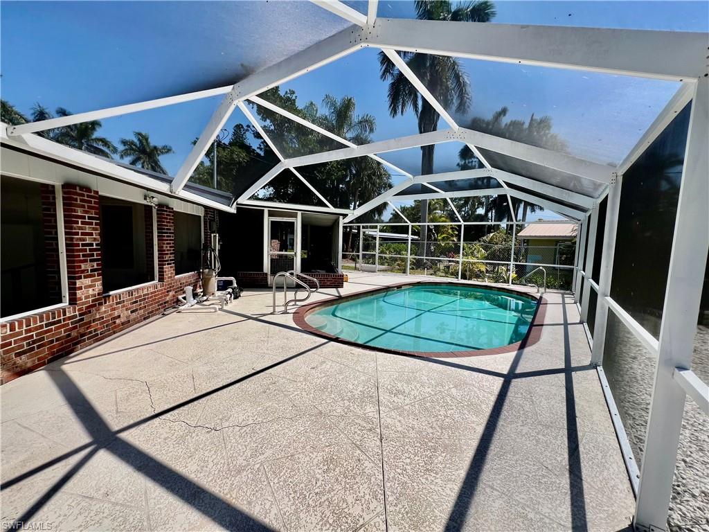 134 Standish CIR