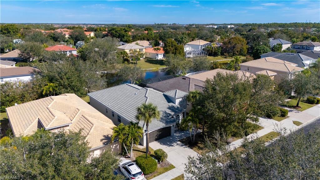 LAUREL LAKES - Residential