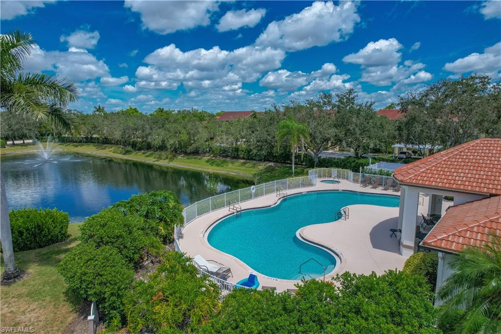 LAUREL LAKES - Residential