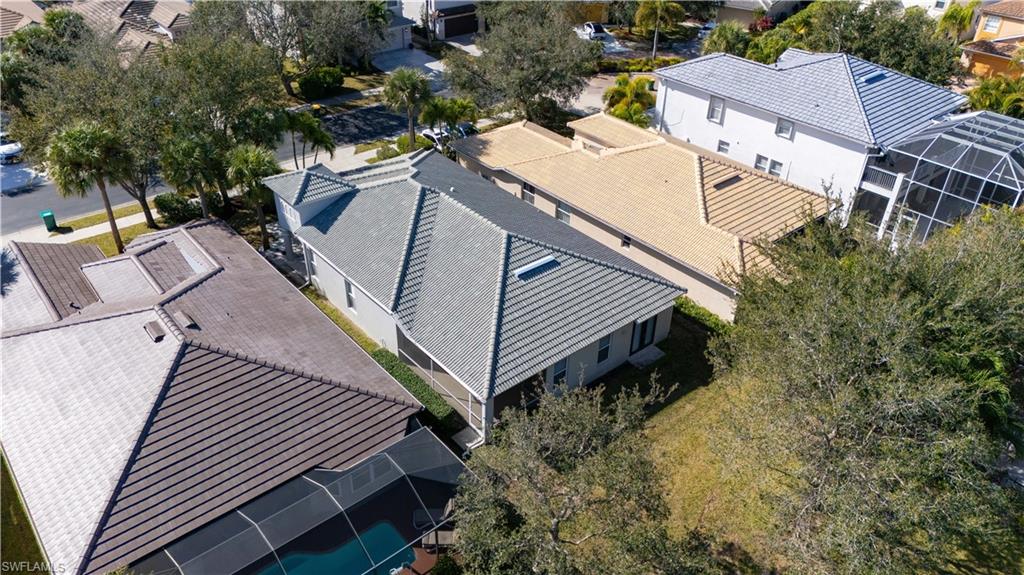 LAUREL LAKES - Residential