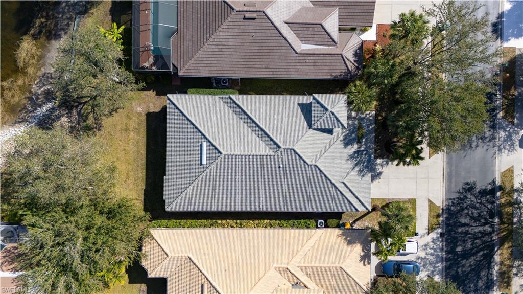 LAUREL LAKES - Residential