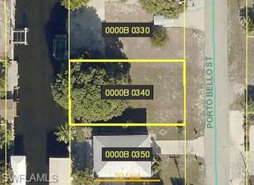 Great waterfront lot, ready for your dream home! Direct access to the Gulf.
Seller financing available.