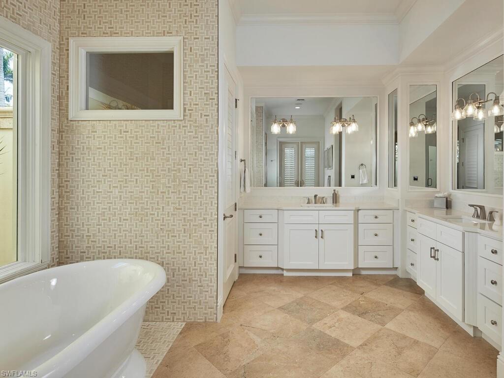 PARK SHORE - Residential Lease