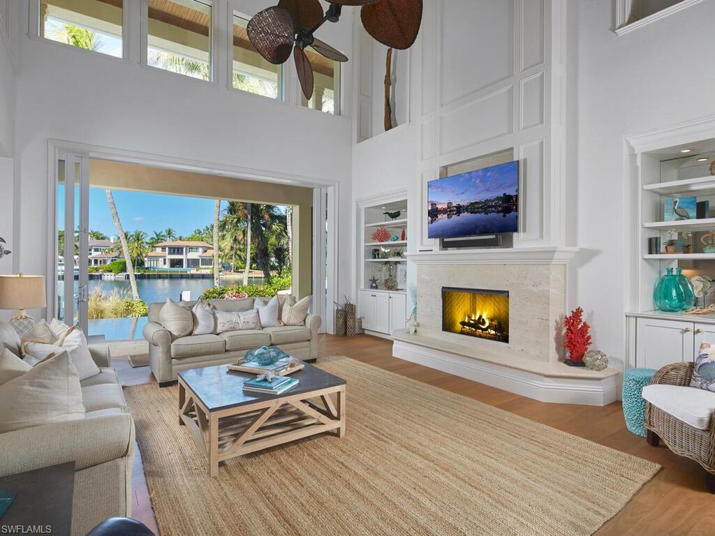 PARK SHORE - Residential Lease