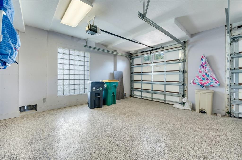 METES AND BOUNDS - Residential