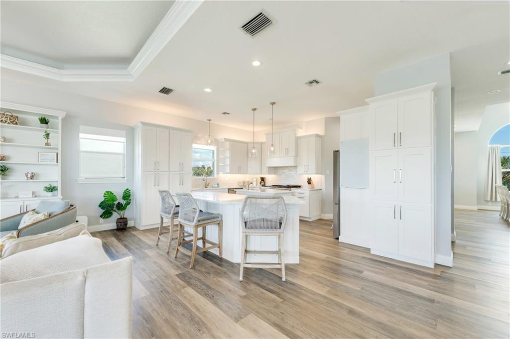 METES AND BOUNDS - Residential