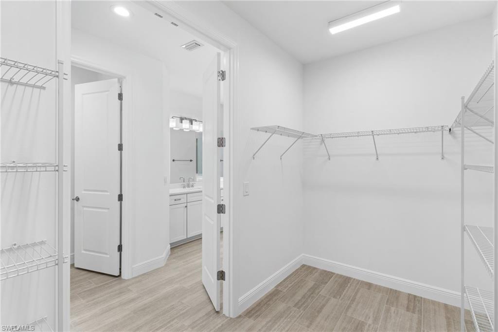 SKYSAIL - Residential Lease