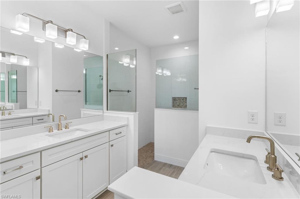 SKYSAIL - Residential Lease