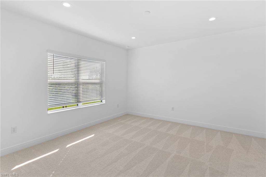 SKYSAIL - Residential Lease