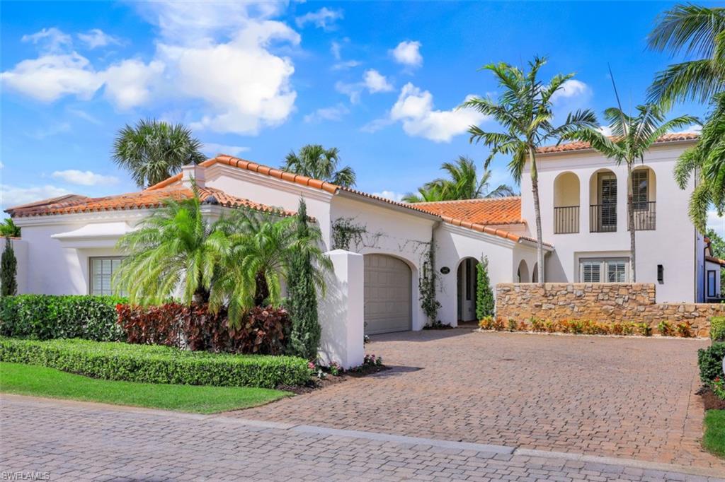 LUCARNO - Residential