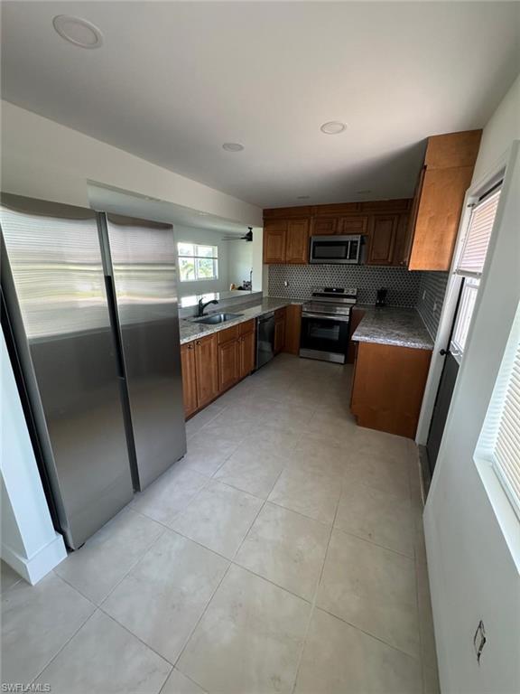 PORT CHARLOTTE - Residential Lease