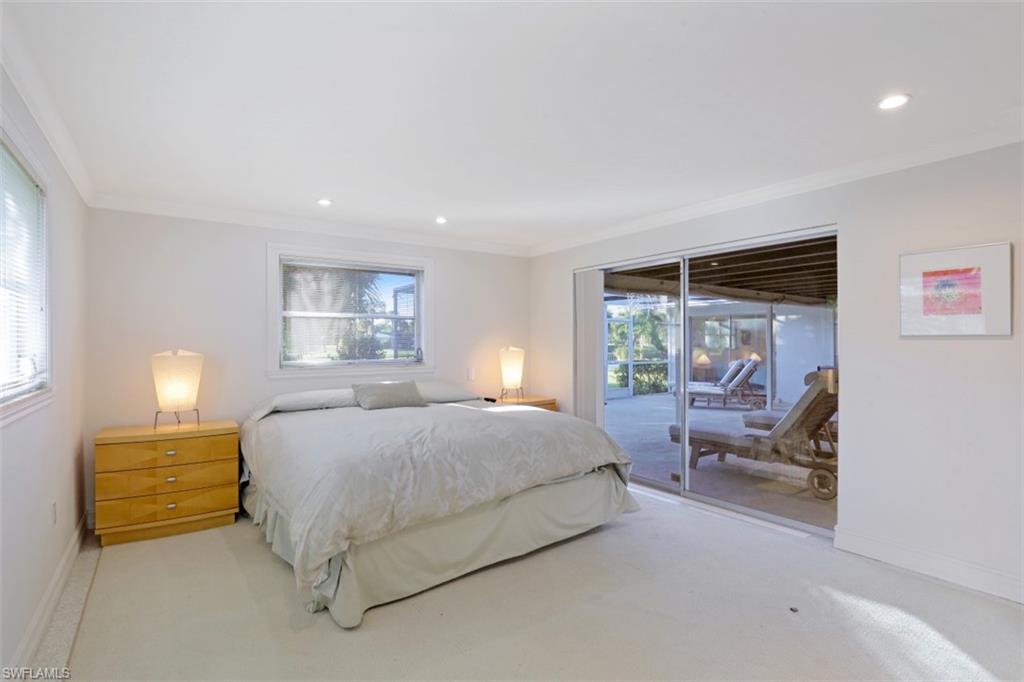 MOORINGS - Residential