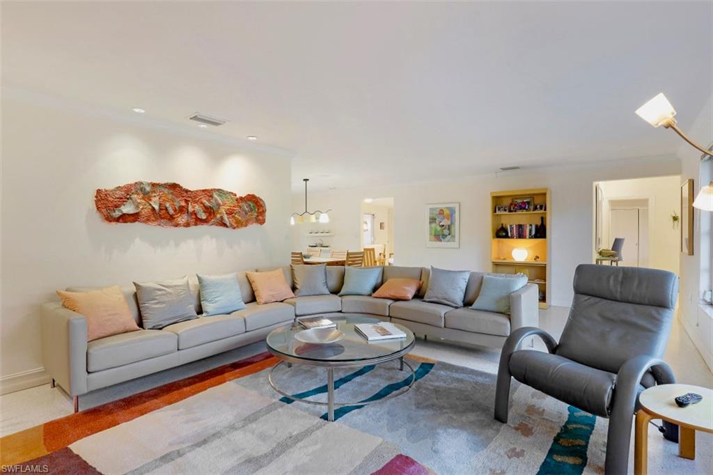 MOORINGS - Residential