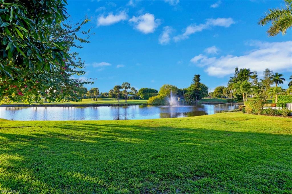 MOORINGS - Residential