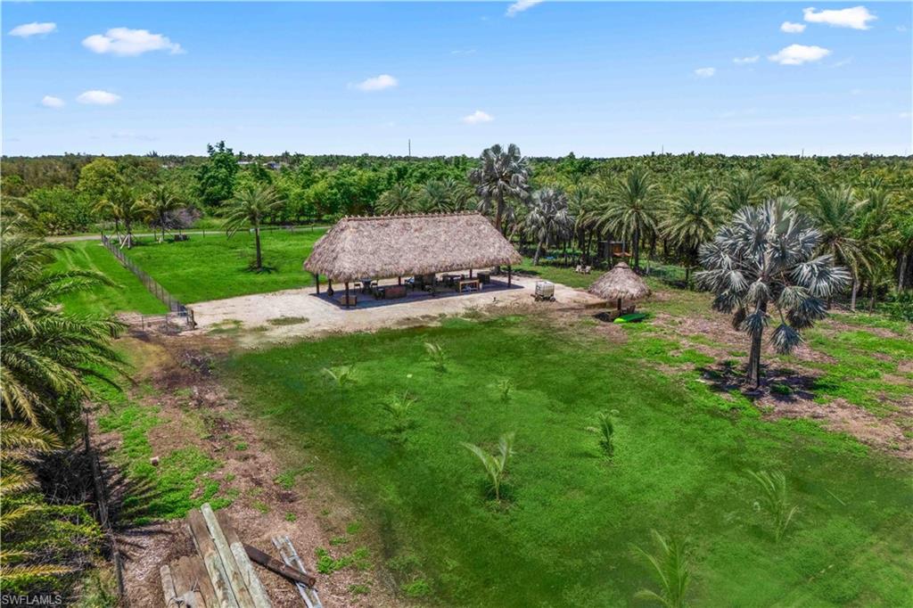 MASTERS LANDINGS - Land