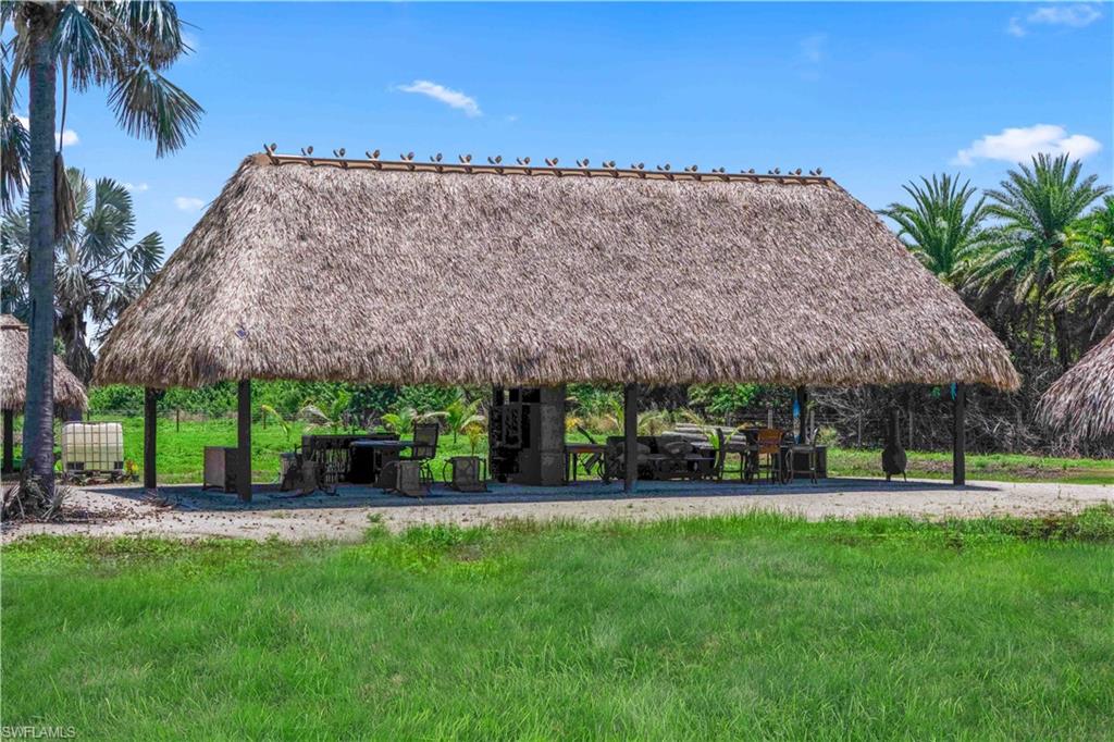 MASTERS LANDINGS - Land