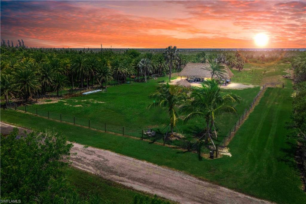 MASTERS LANDINGS - Land