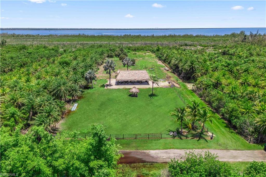 MASTERS LANDINGS - Land