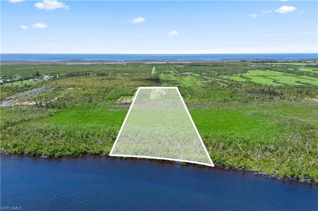 MASTERS LANDINGS - Land