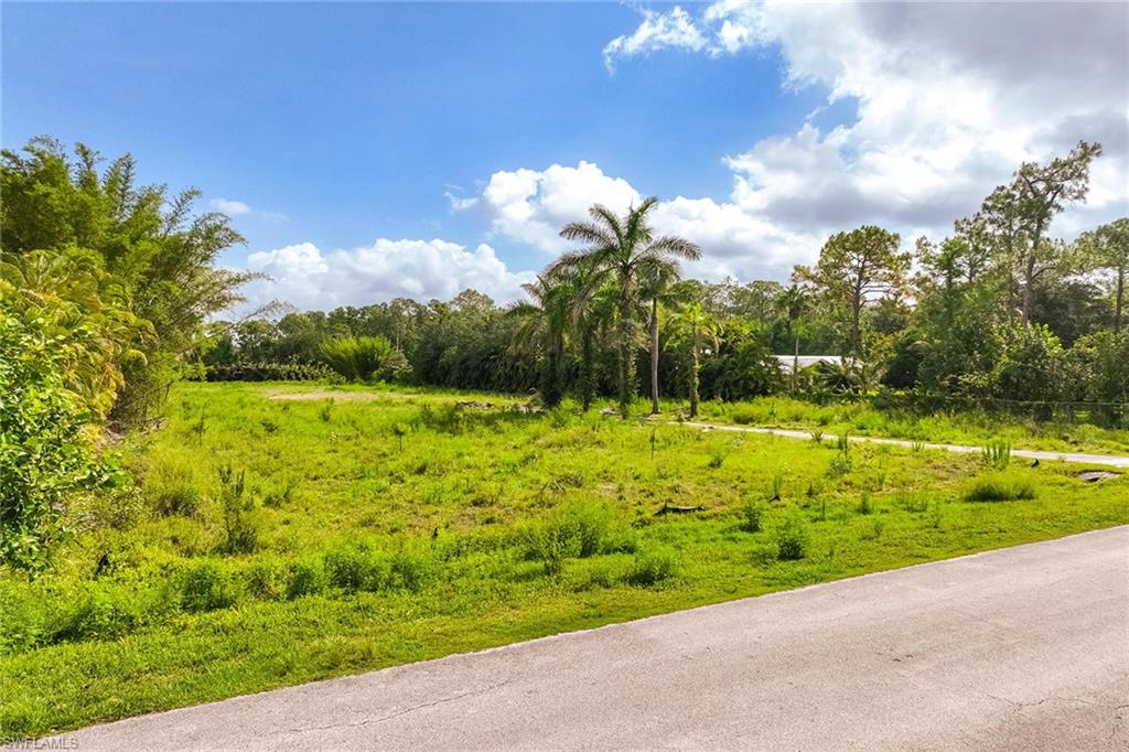 OAKES ESTATES - Land