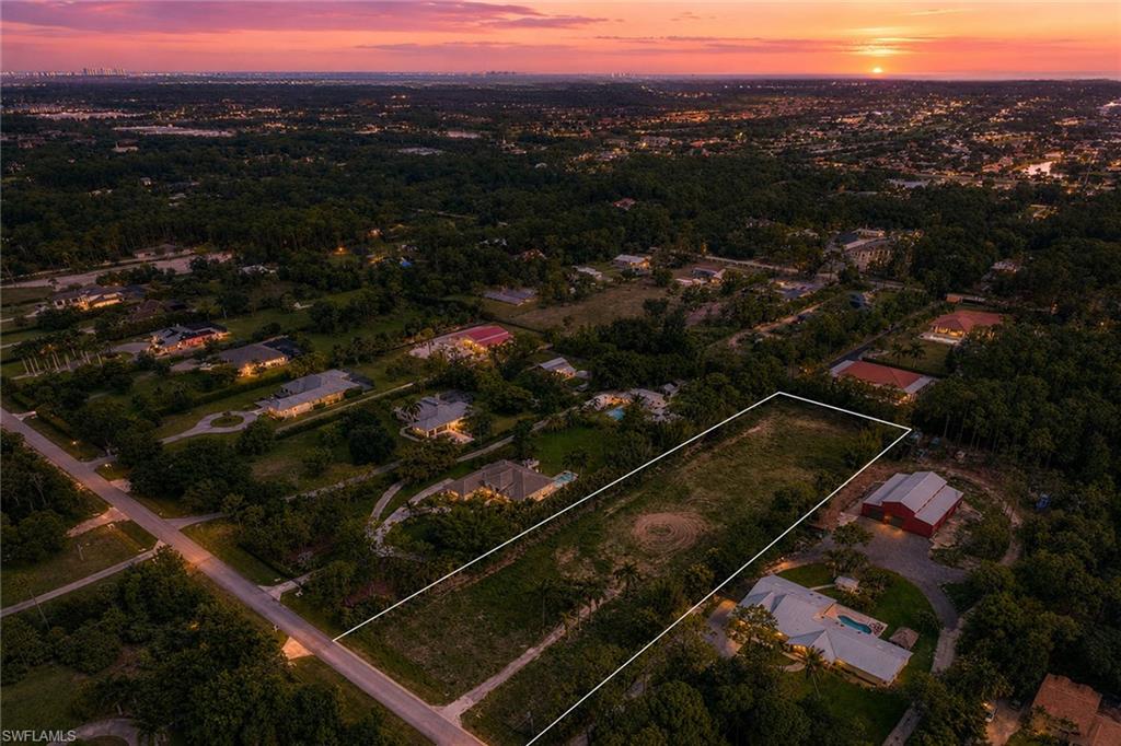 OAKES ESTATES - Land