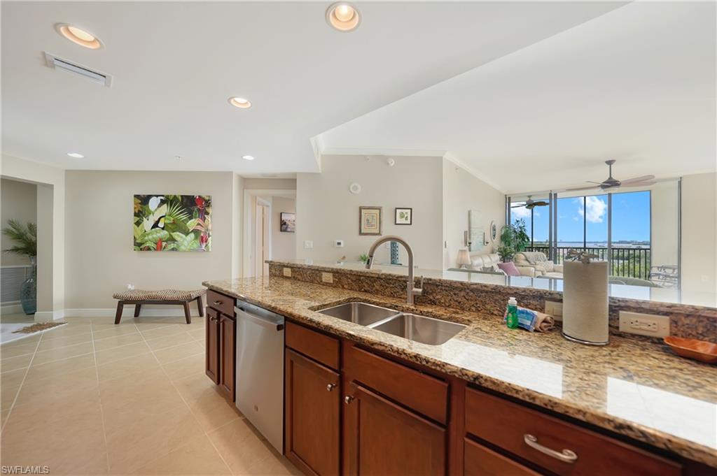 CAPE HARBOUR - Residential