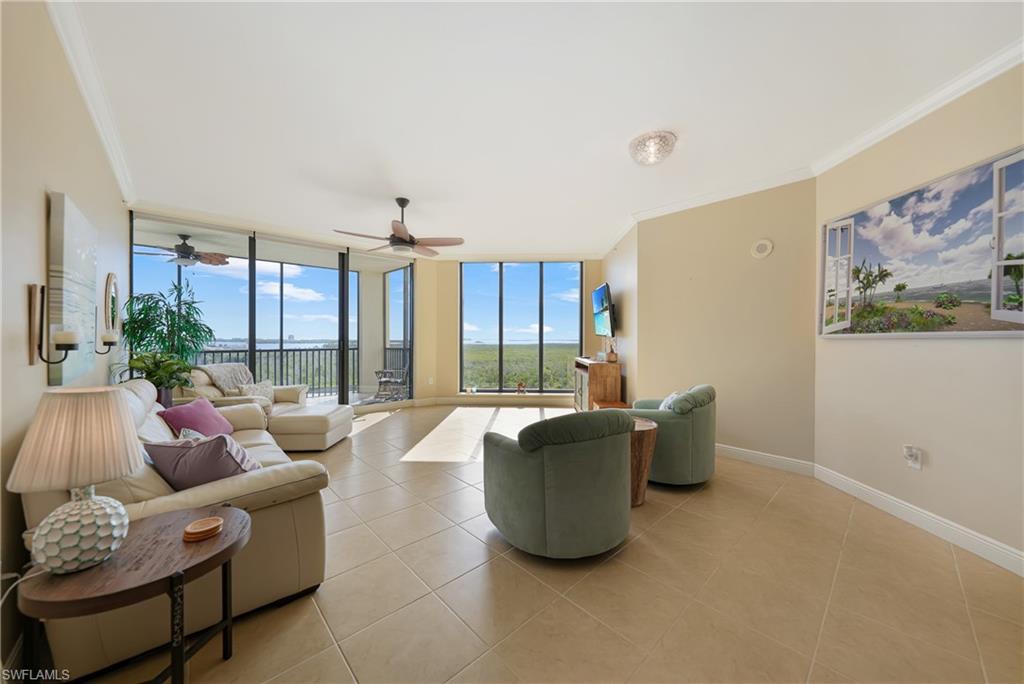 CAPE HARBOUR - Residential