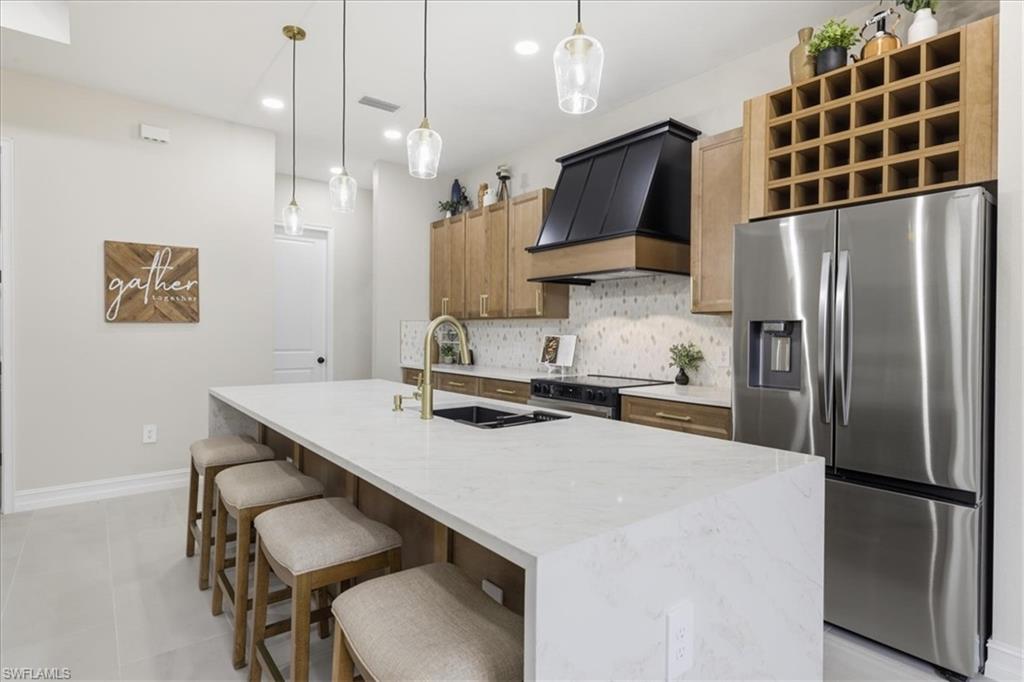 TWIN LAKE ESTATES - Residential