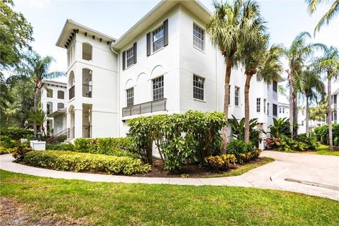 831 Sailaway LN 203 NAPLES FL 34108