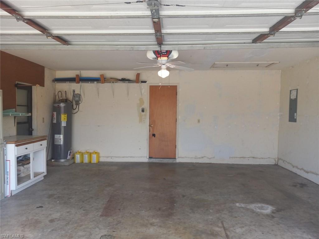 CAPE CORAL - Residential Lease