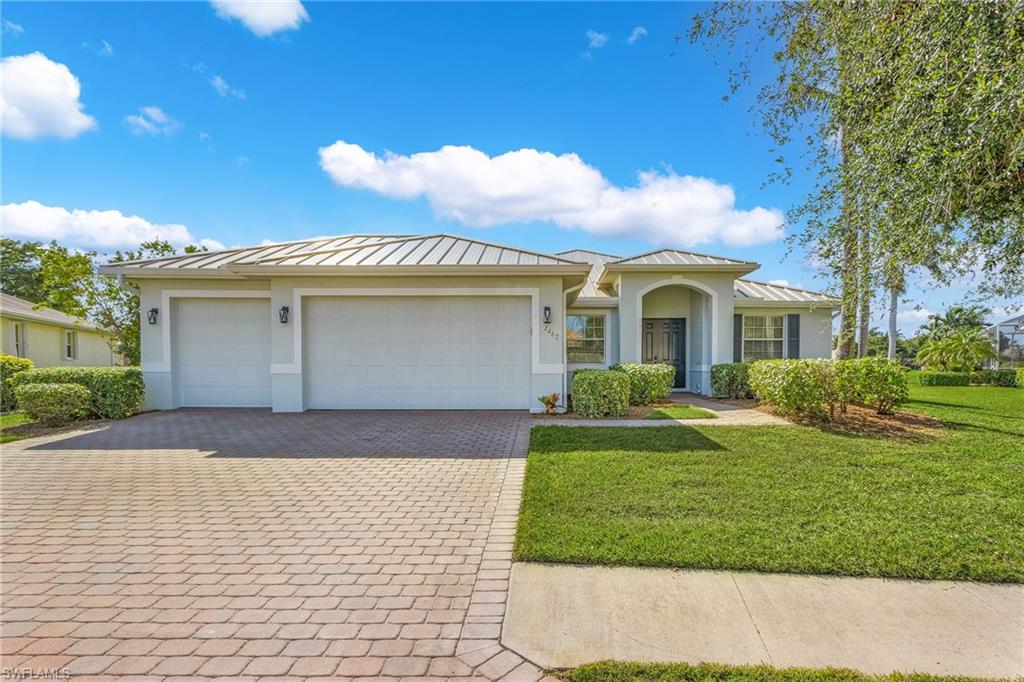2467 Ashbury CIR
