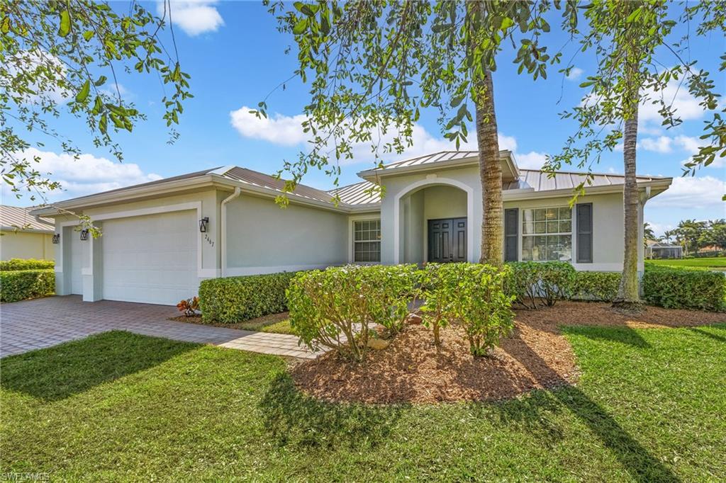 2467 Ashbury CIR
