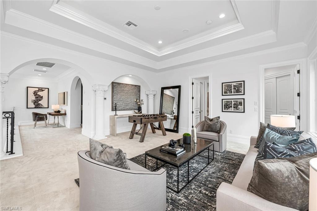 BANYAN ISLAND - Residential