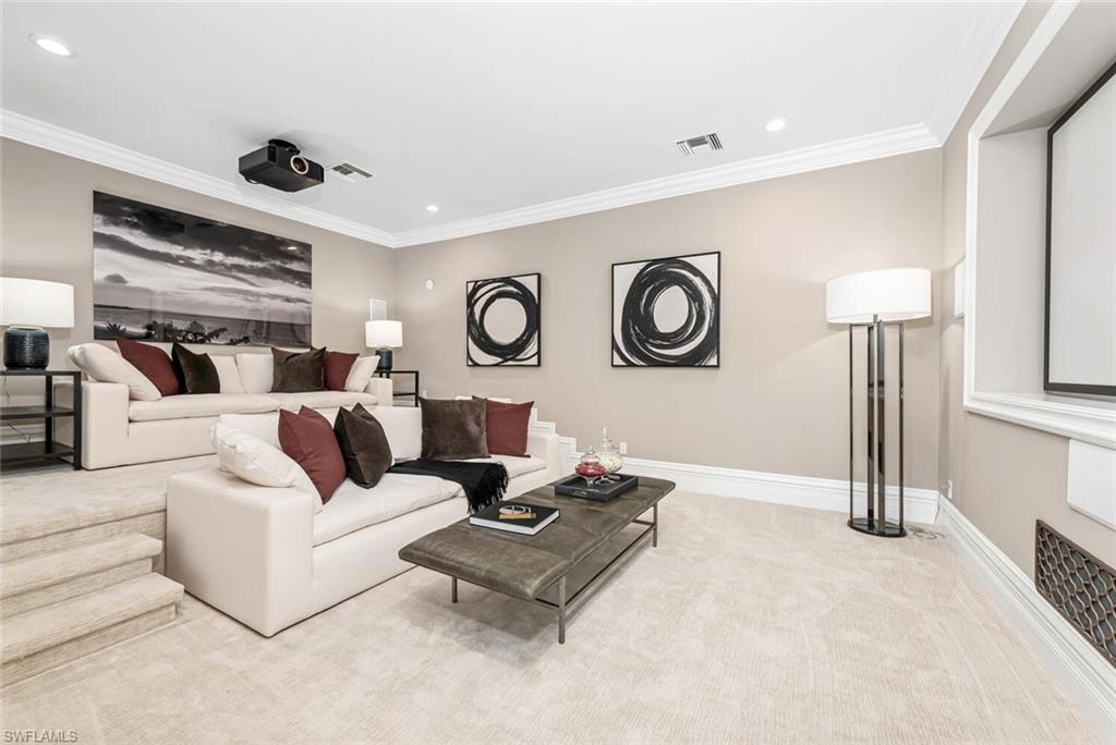 BANYAN ISLAND - Residential