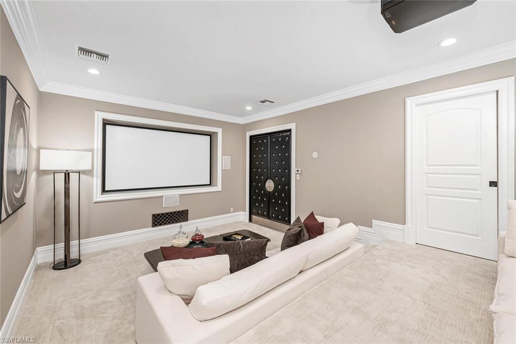 BANYAN ISLAND - Residential