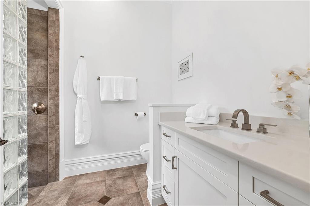 BANYAN ISLAND - Residential