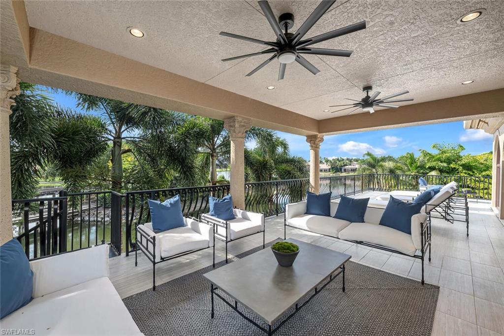 BANYAN ISLAND - Residential