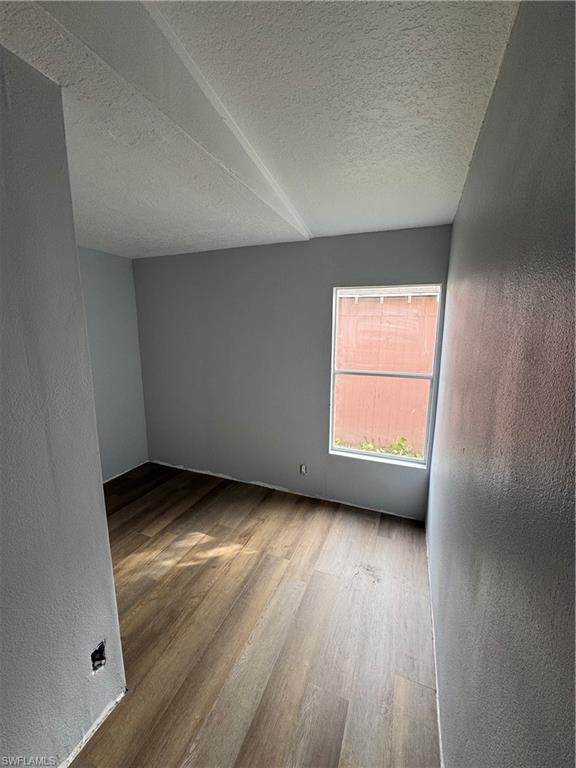 LEITNER CREEK MANOR - Residential