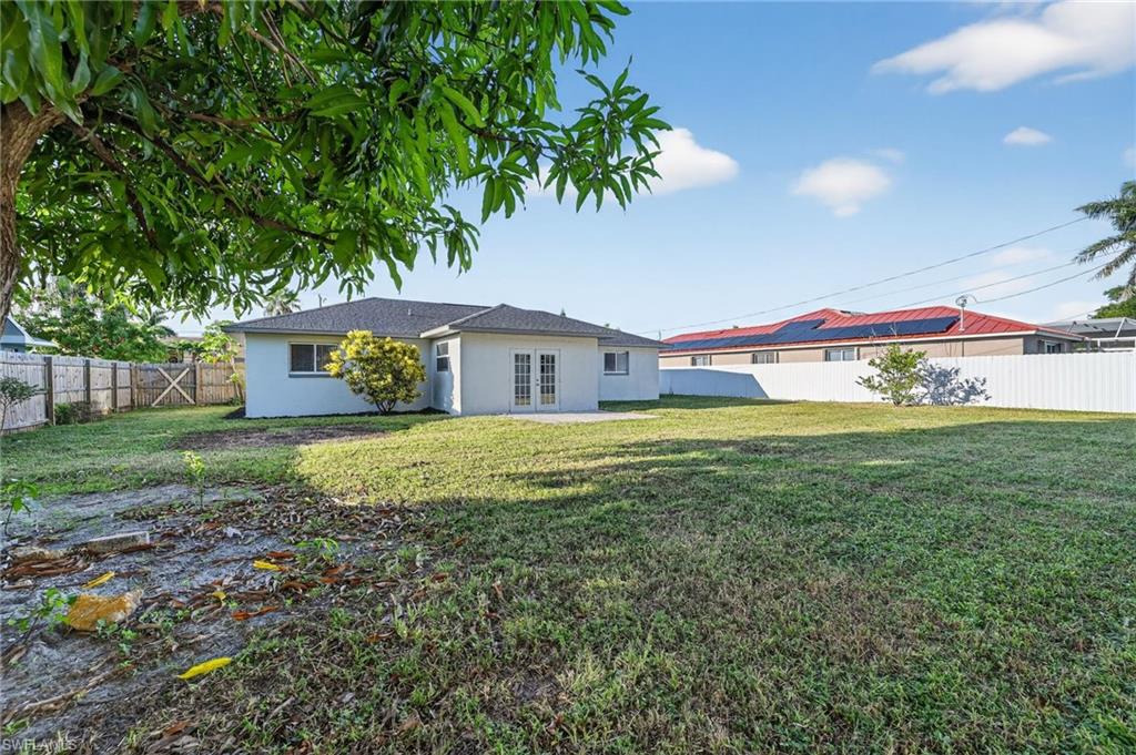 CAPE CORAL - Residential