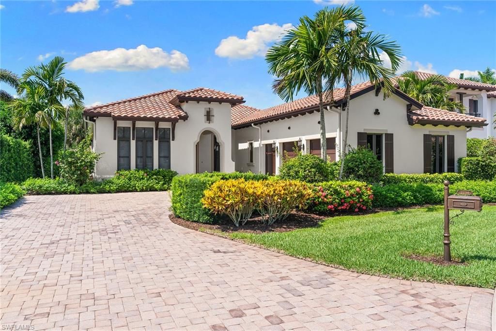 Photo of 2234 Aberdeen CT, NAPLES, FL 34105 (MLS # 226025144)