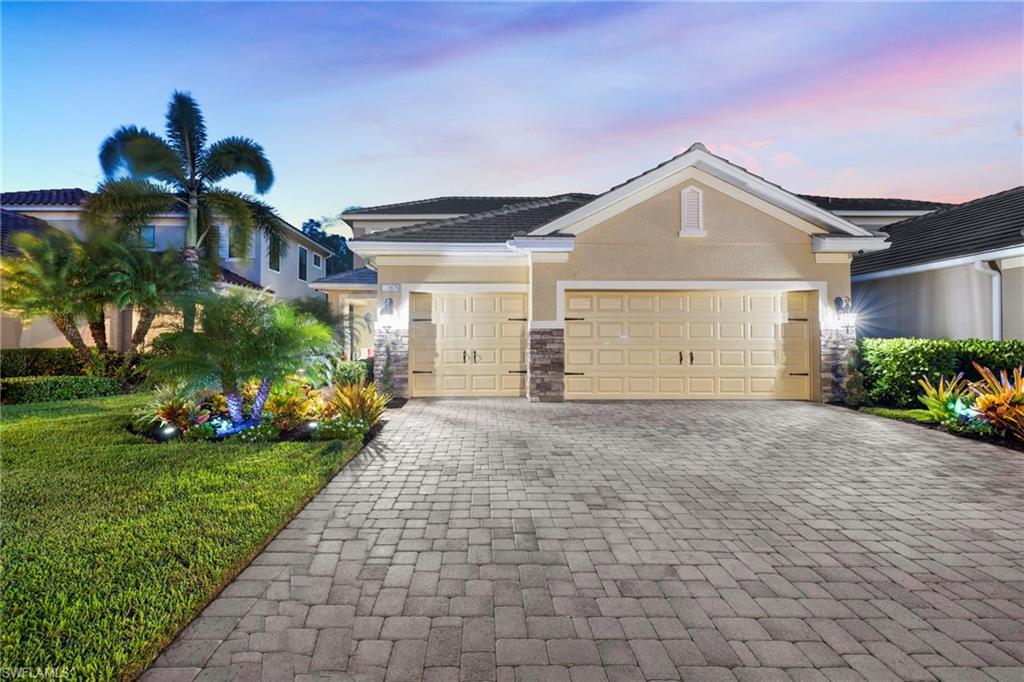 Photo of 3675 Canopy CIR, NAPLES, FL 34120 (MLS # 226027039)