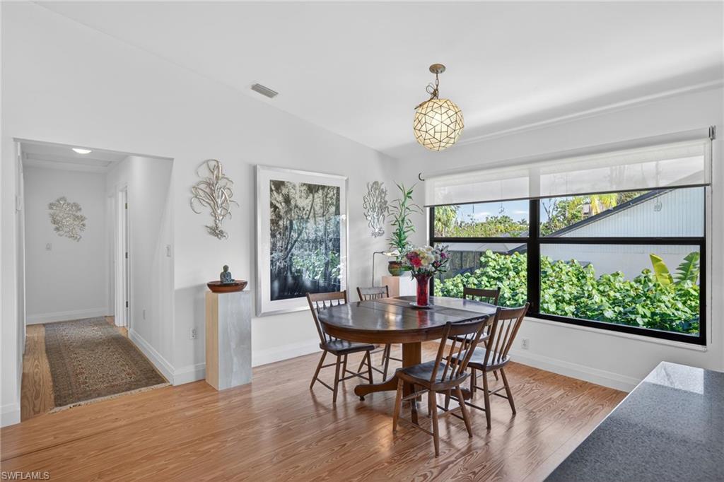 COTTAGE POINT UNREC - Residential