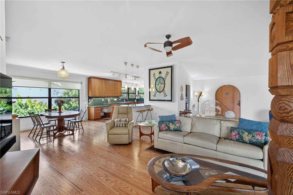 COTTAGE POINT UNREC - Residential