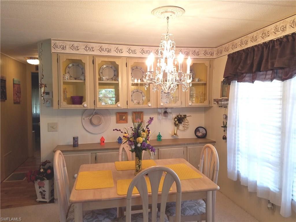 LAZY DAYS MOBILE VILLAGE - Residential