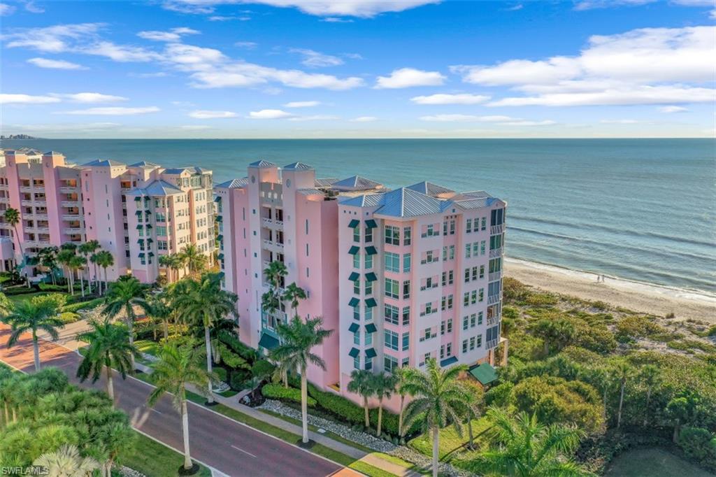 BAREFOOT BEACH CLUB - Residential