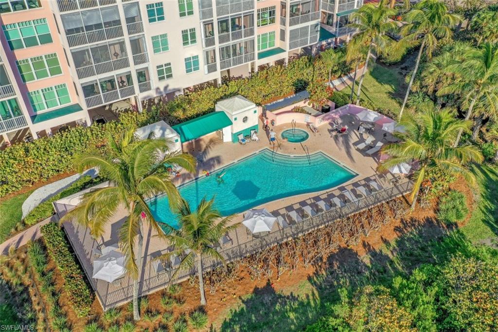 BAREFOOT BEACH CLUB - Residential