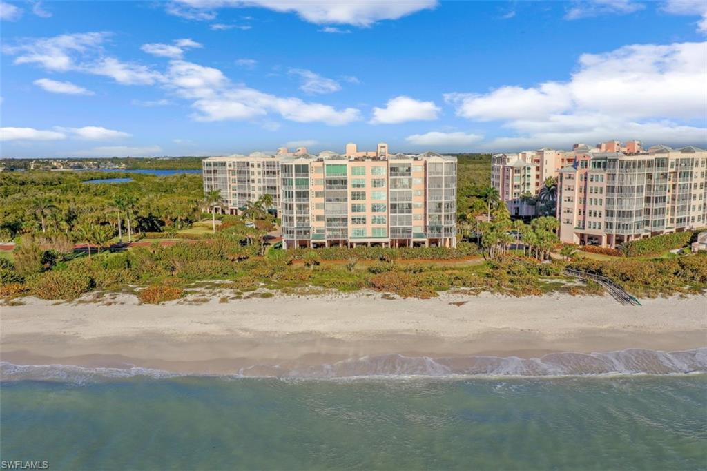 BAREFOOT BEACH CLUB - Residential