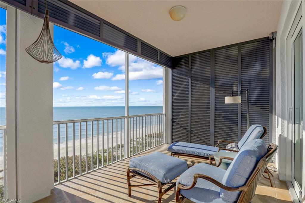 BAREFOOT BEACH CLUB - Residential